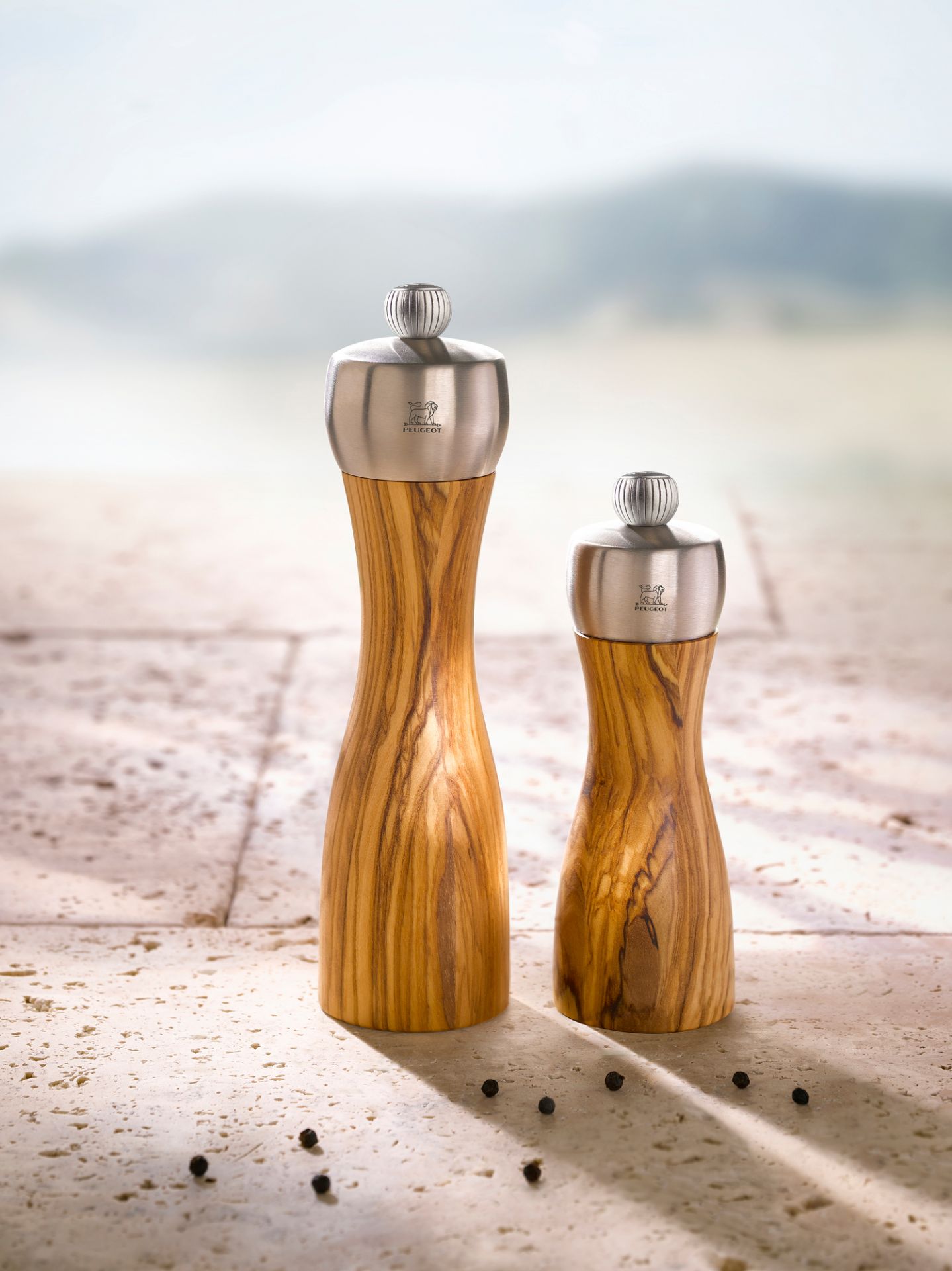 Fidji salt mill olive wood 20cm Peugeot SINGLE PIECES