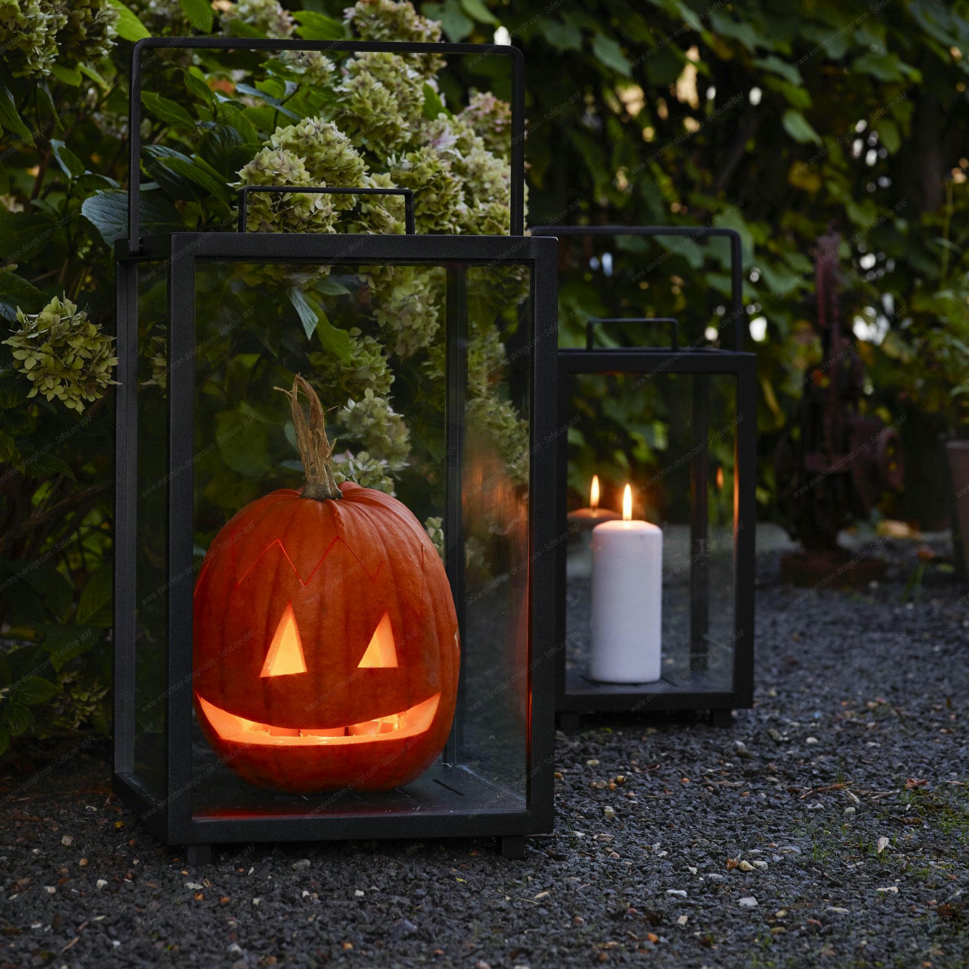 Lighthouse Aluminium Lantern Small Cane-Line