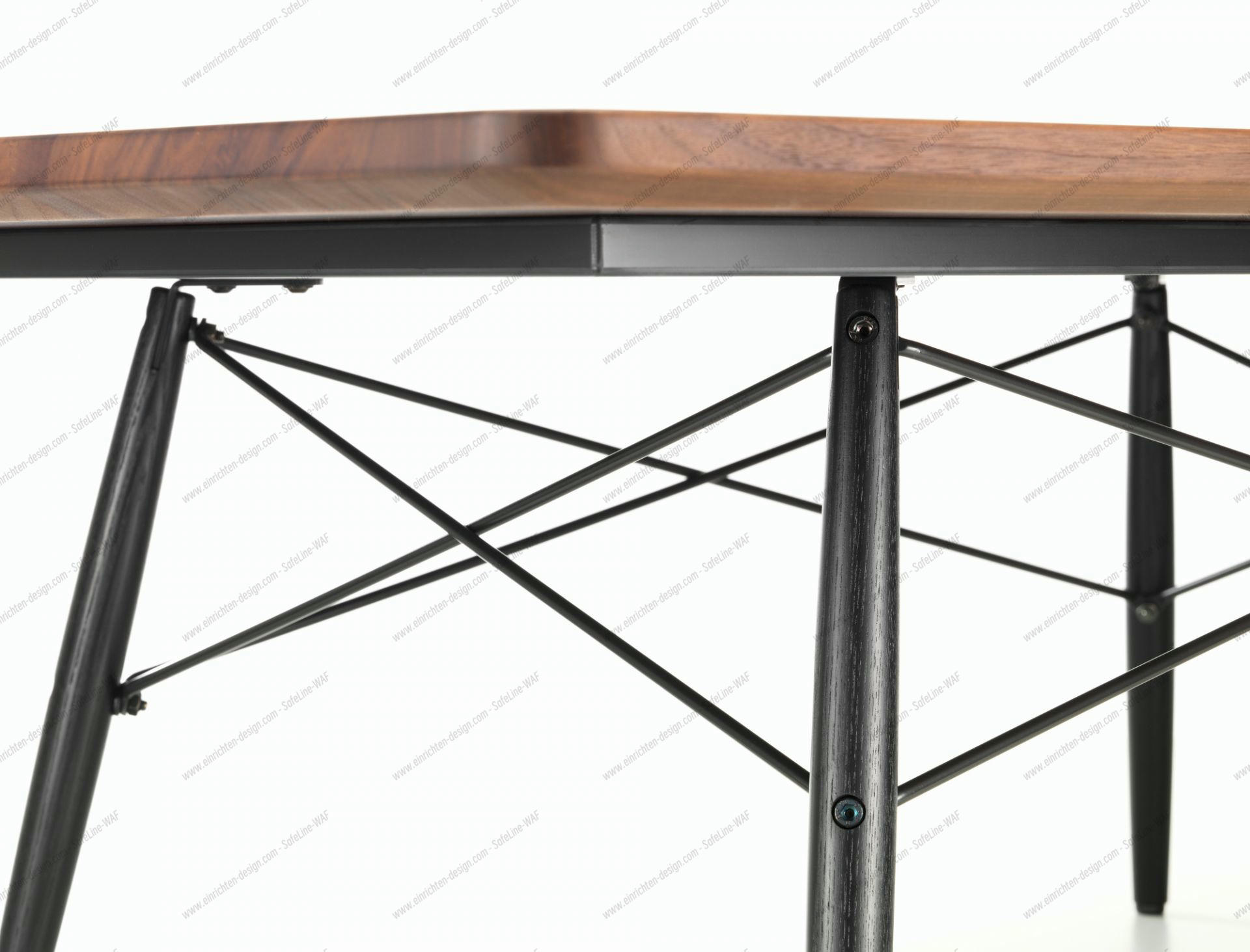 Eames Coffee Table Square American walnut Vitra