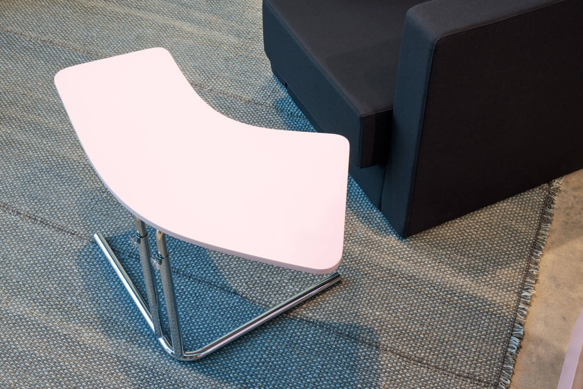 K26L side table Tecta