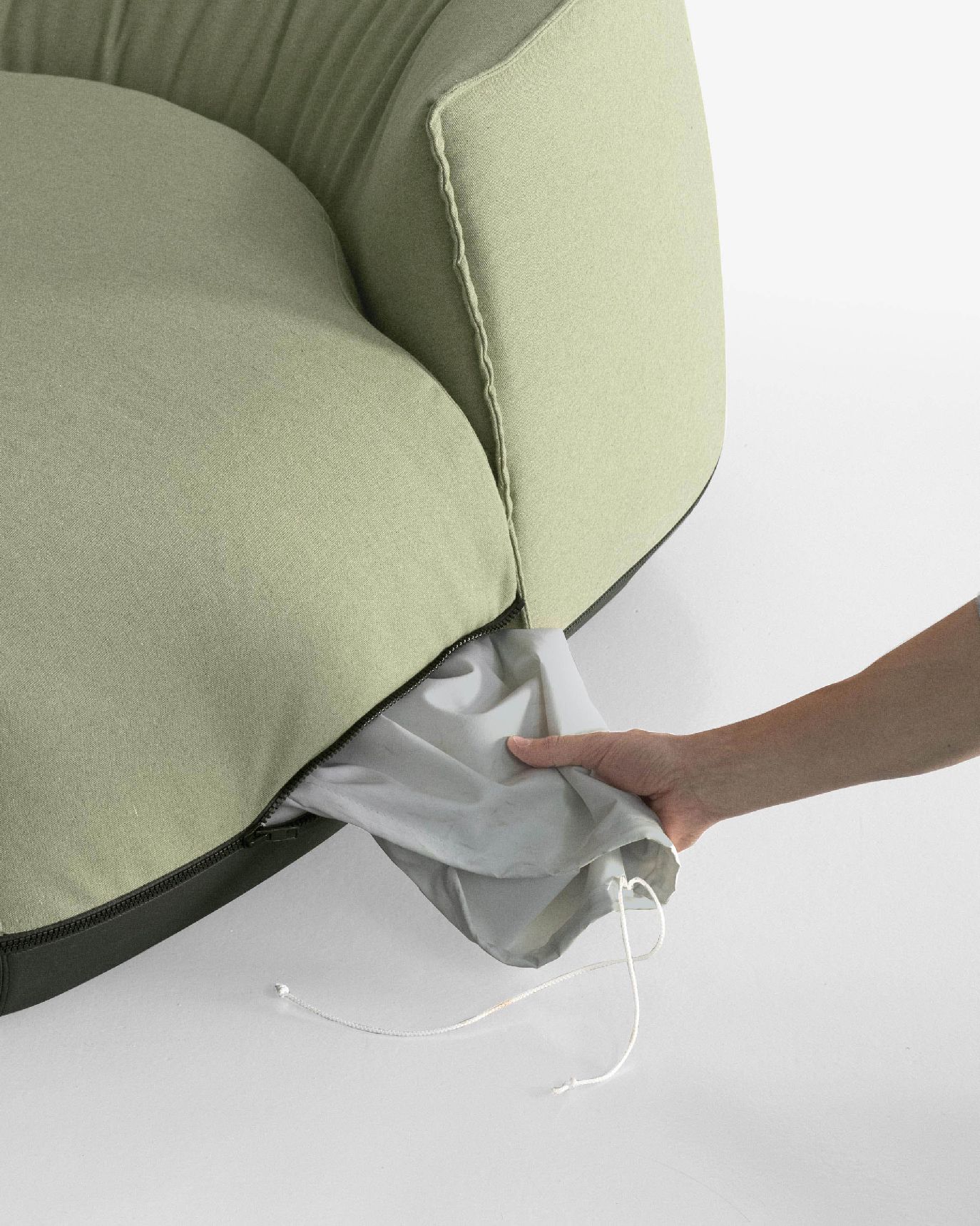 Brioni lounge chair Small Kristalia