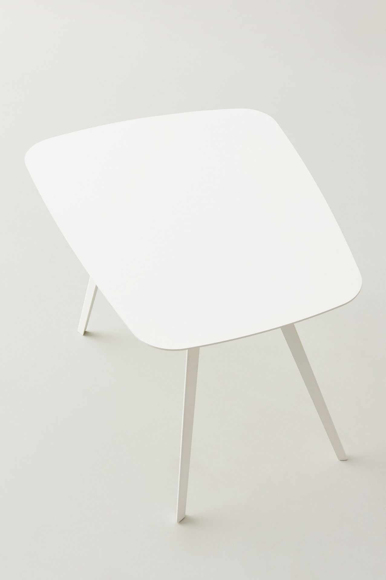 Agorà Side table rectangular Segis white