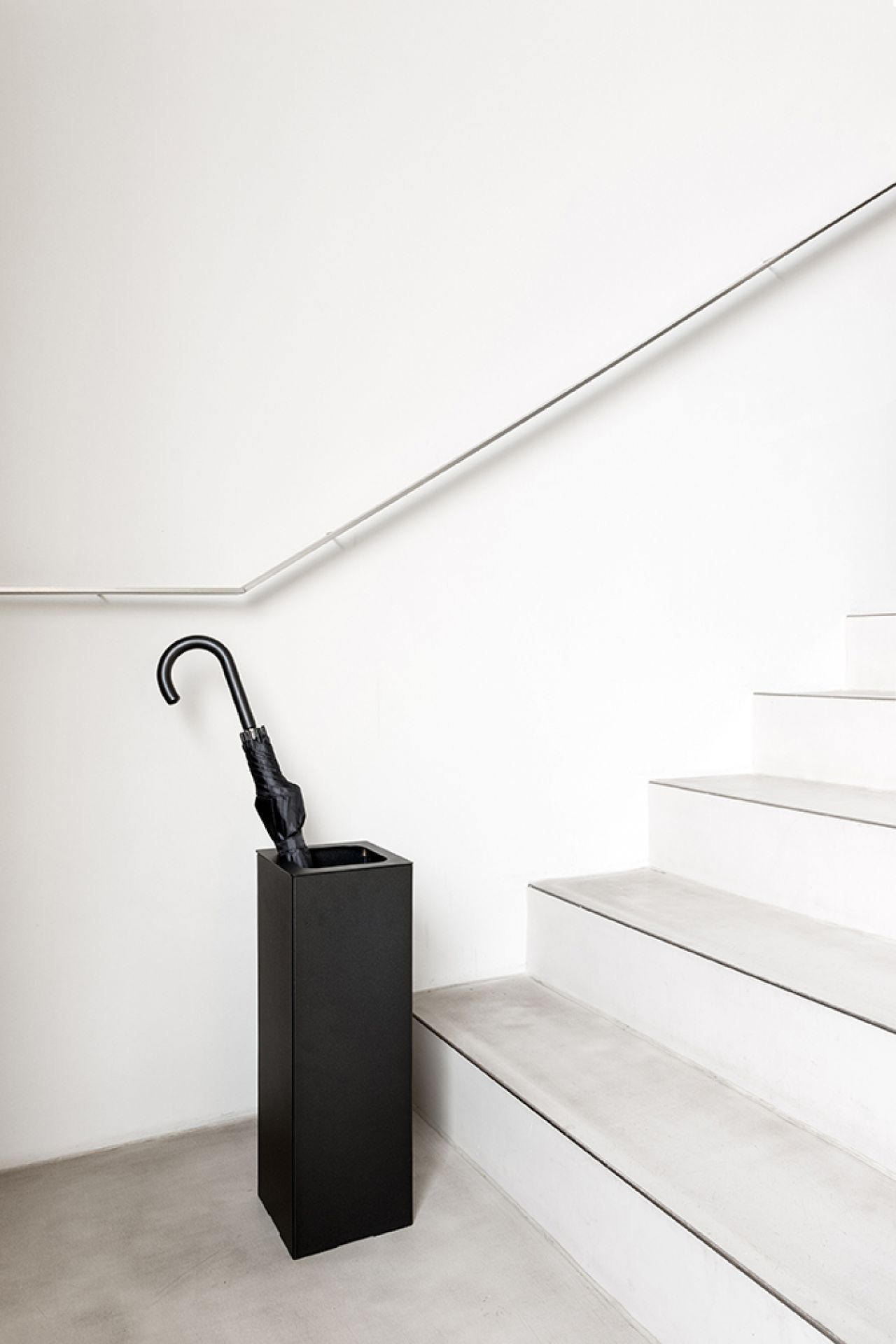 Angle umbrella stand Schönbuch